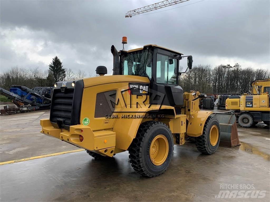 CAT 930M 轮式装载机
