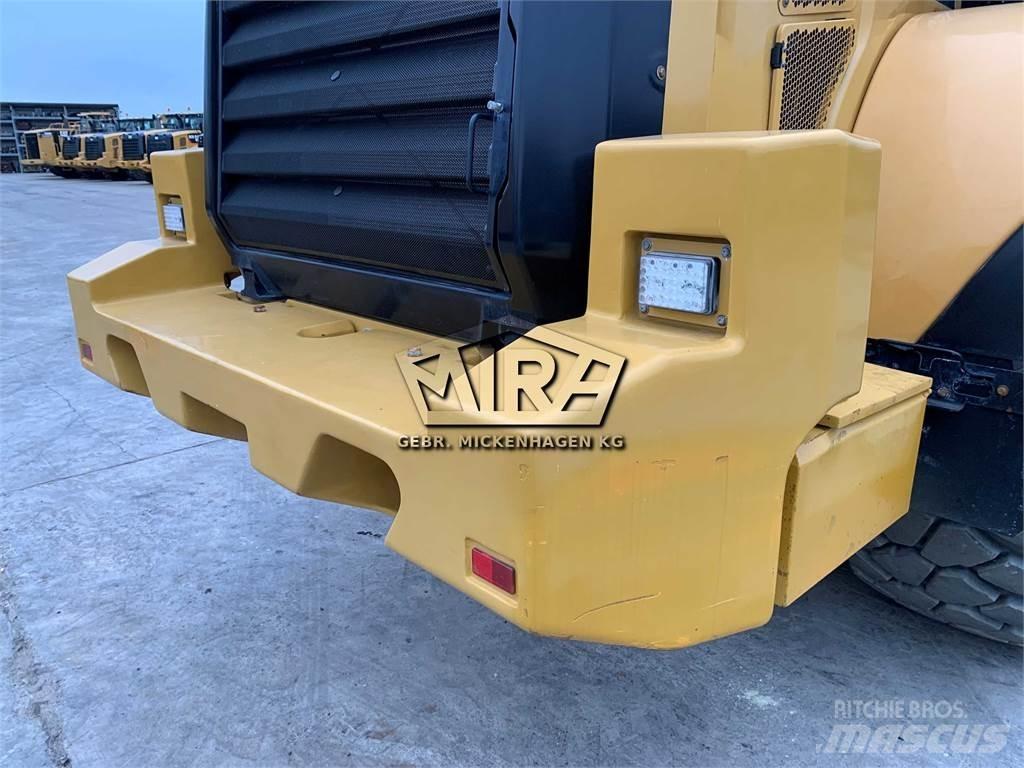 CAT 972M XE 轮式装载机