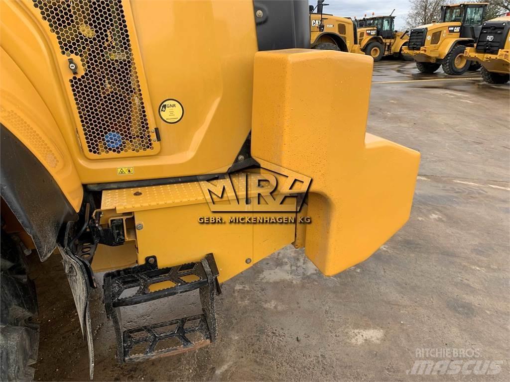 CAT 972M XE 轮式装载机