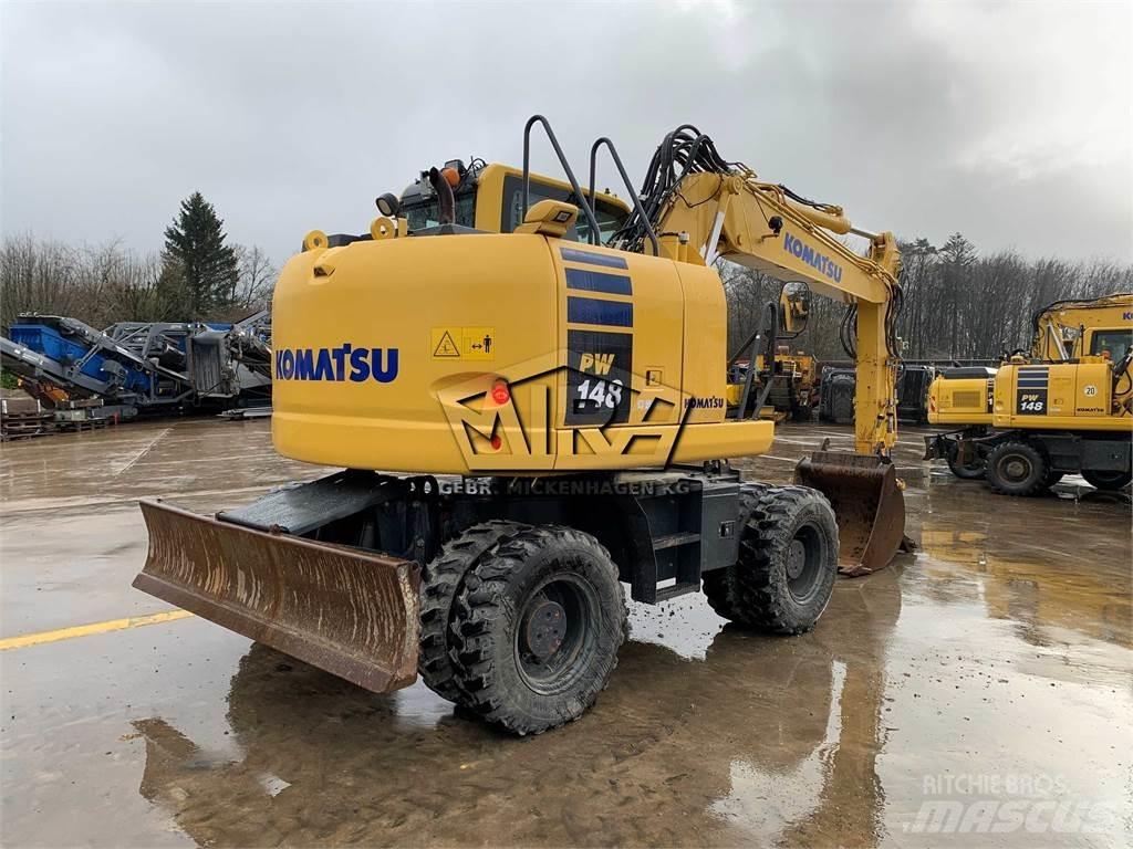 Komatsu PW148-10 轮式挖掘机