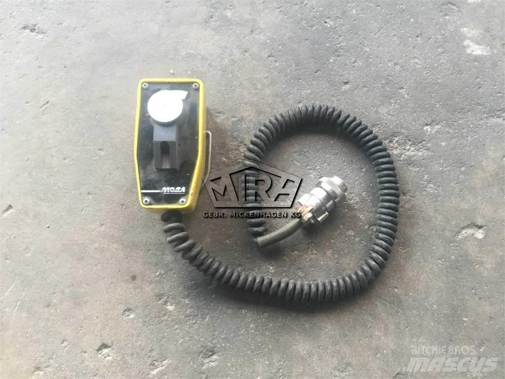  Moba Handset 电子设备