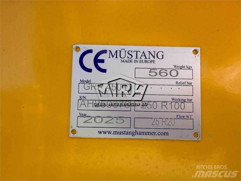 Mustang GRP450D 抓斗