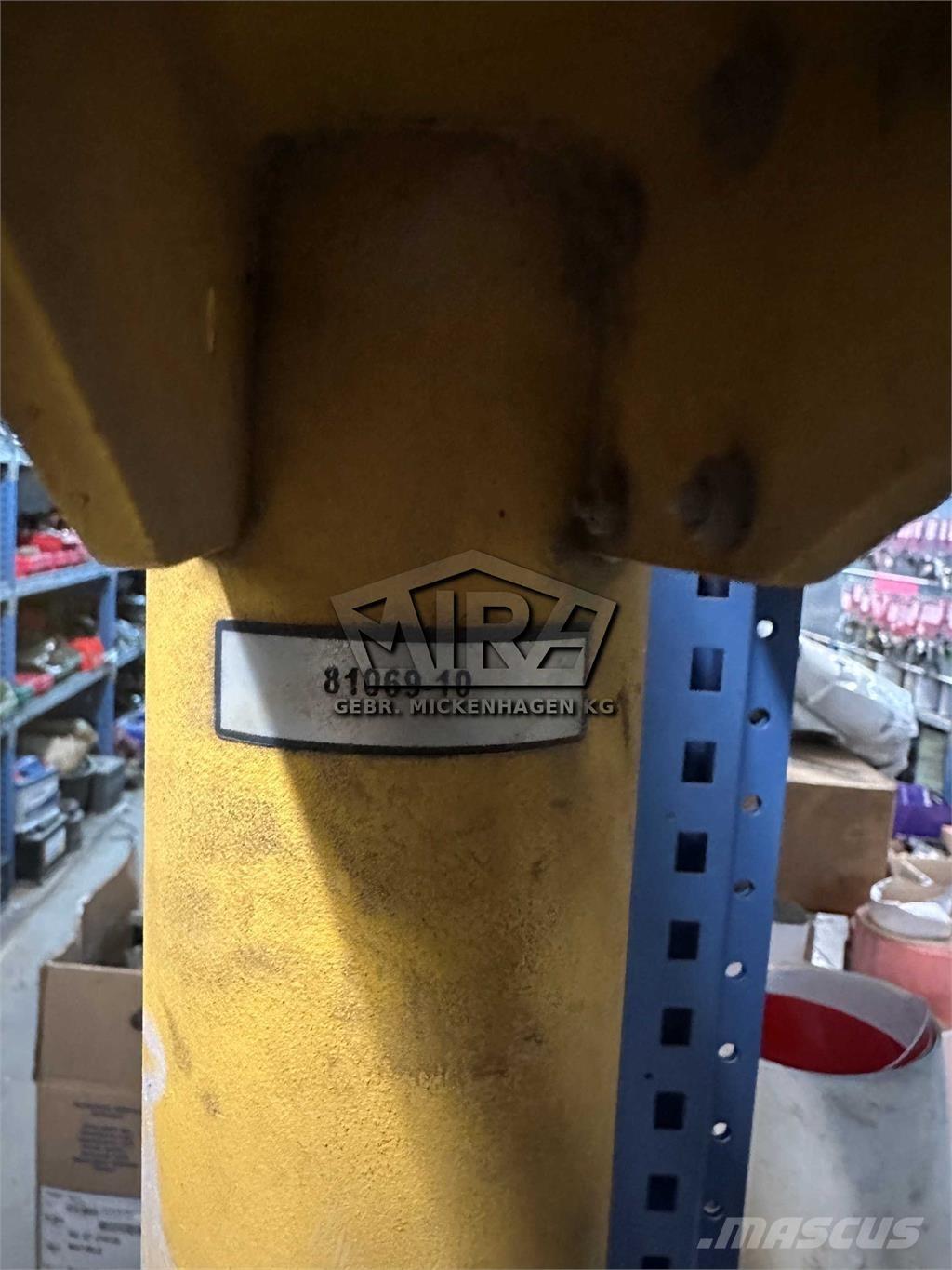 Trimble 2x Mast 建筑机械-其他