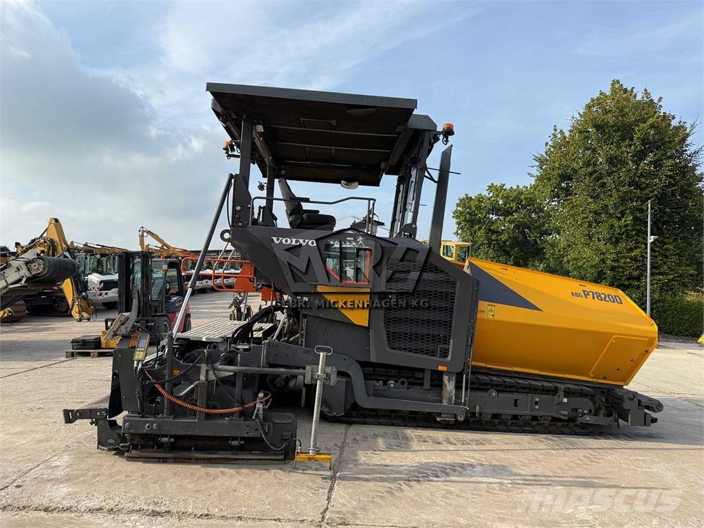 Volvo ABG P 7820 D 沥青摊铺机