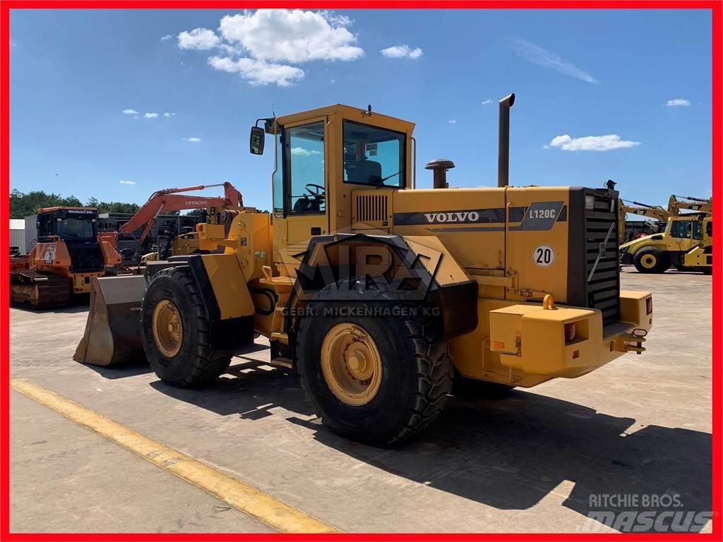 Volvo L 120 C 轮式装载机
