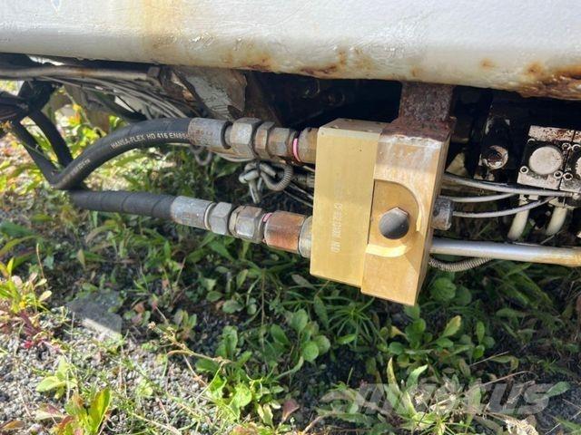  ANDERE 工程吊钩车