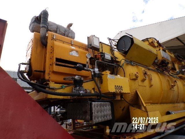  Assmann 8,0/236 PW 组合/真空油槽车