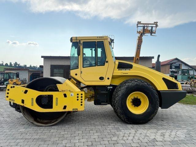 Bobcat 213 DH-4 其他压路机