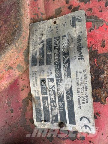 CASE WX 95 轮式挖掘机