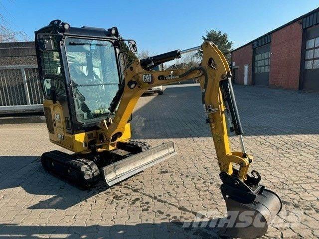 CAT 301.6 小型挖掘机