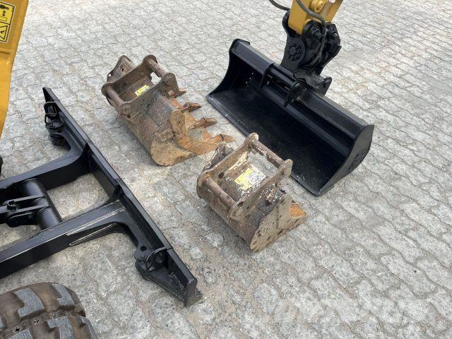 CAT 302 CR 建筑机械-其他