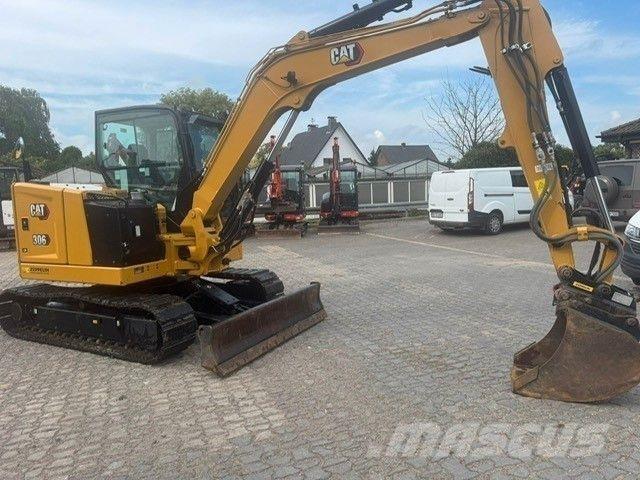 CAT 306CR 小型挖掘机