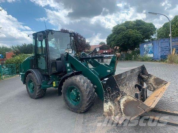 CAT 906 M 轮式装载机