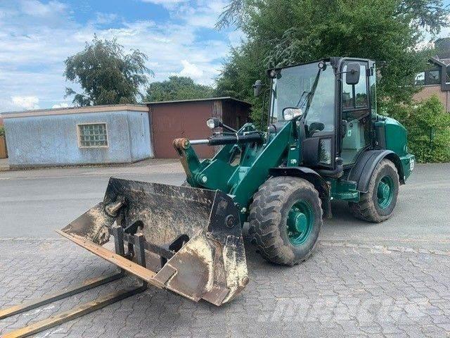 CAT 906 M 轮式装载机