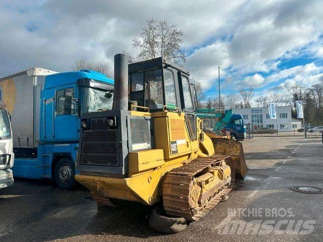 CAT 953 履带式推土机