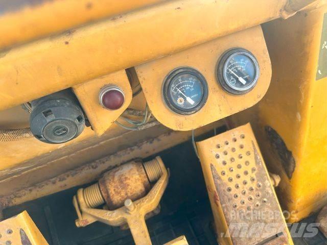 CAT 953 履带式推土机