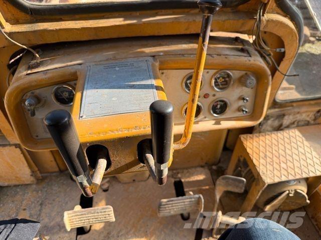 CAT D6C 履带式推土机