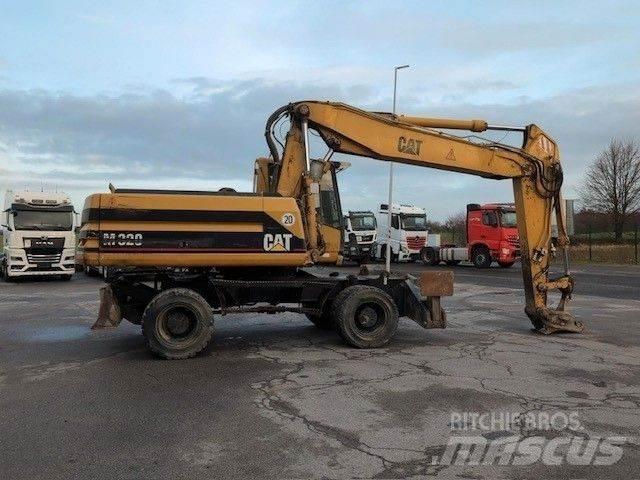 CAT M320 轮式挖掘机