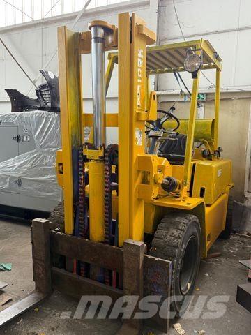 Clark C500 Y80 LPG 天然气叉车