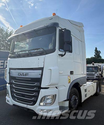 DAF XF 460 Intarder 牵引车