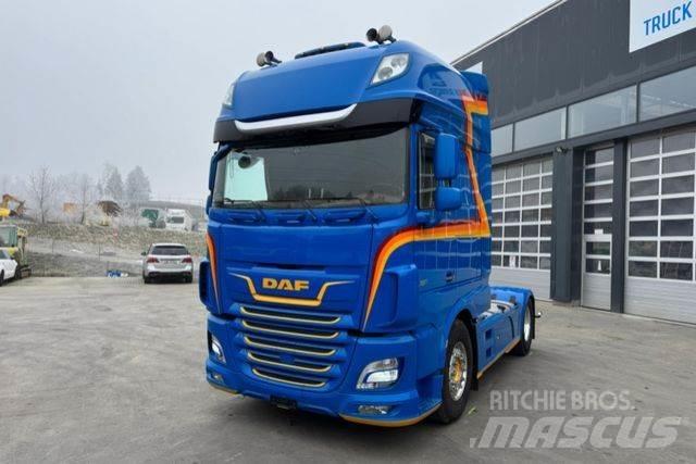 DAF XF530 4x2 牵引车