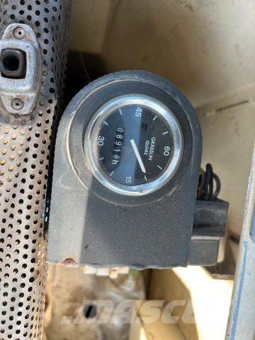 Fuchs 713 轮式挖掘机