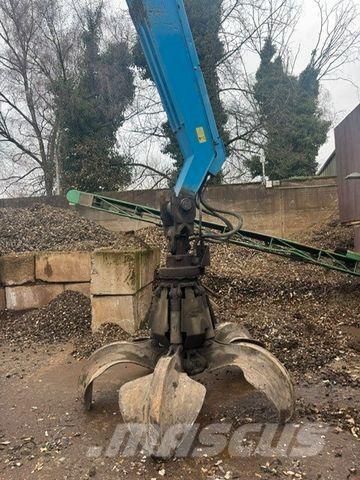 Fuchs MHL320 T4f 轮式挖掘机