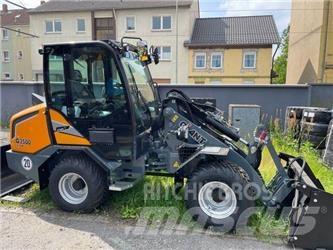 GiANT G3500 X-TRA 轮式装载机