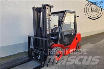 Hangcha CPCD25-XH7F 柴油叉车