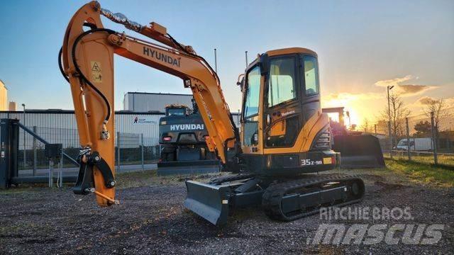 Hyundai R35z-9A 小型挖掘机