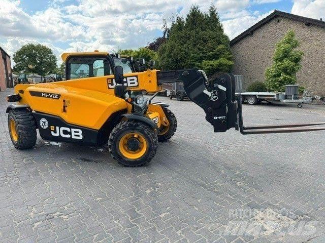 JCB 525-60 伸缩臂叉装车|叉装车