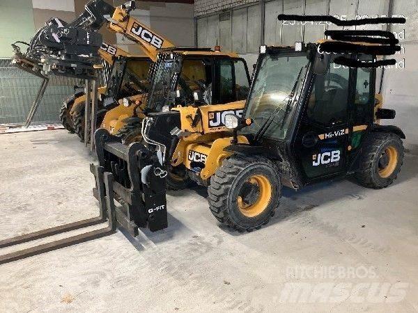 JCB 525-60 TS 伸缩臂叉装车|叉装车