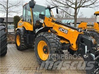 JCB TM 320 轮式装载机