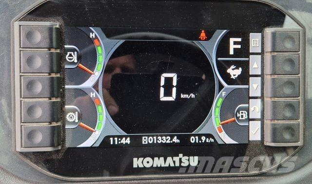 Komatsu WA 70 M-8 轮式装载机