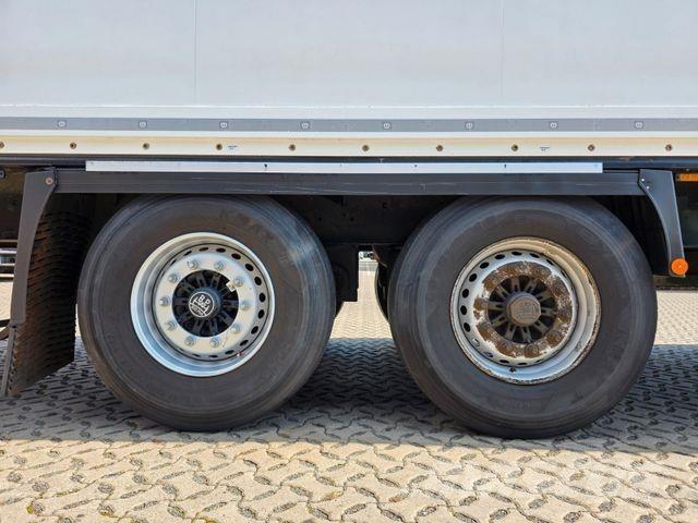 Krone SZ 半挂厢式车