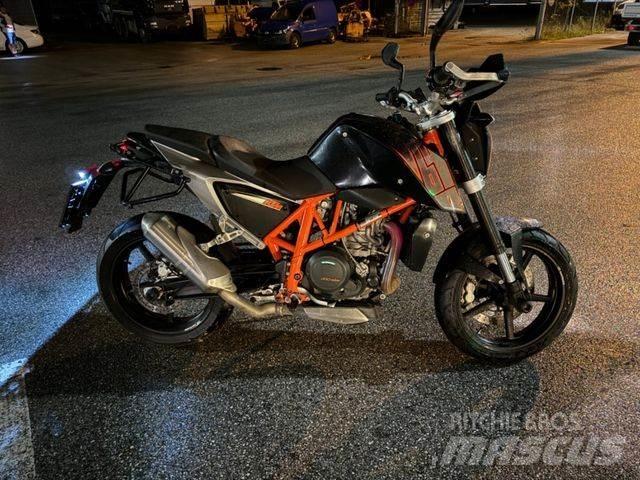 KTM 690 DUKE 其他货车