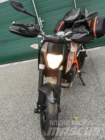 KTM 690 DUKE 其他货车