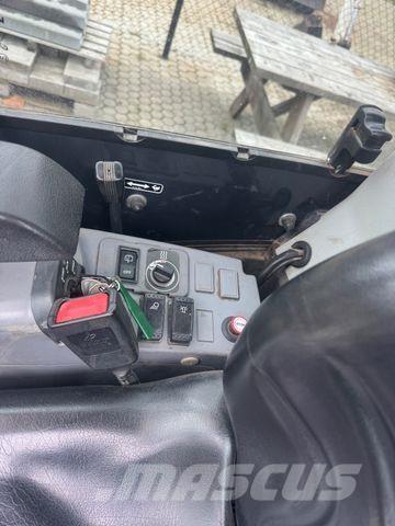 Kubota KX016-4 小型挖掘机