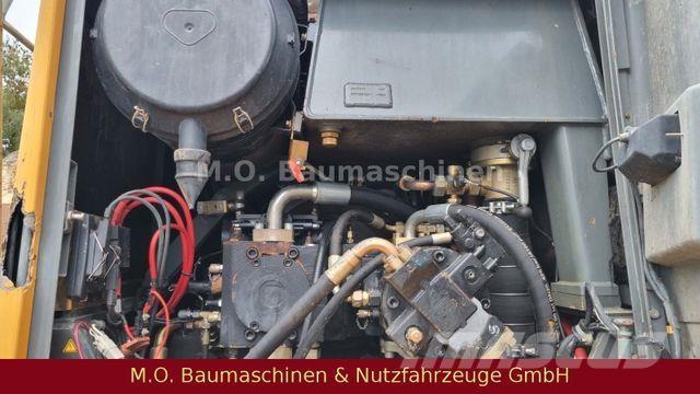 Liebherr L 574 轮式装载机