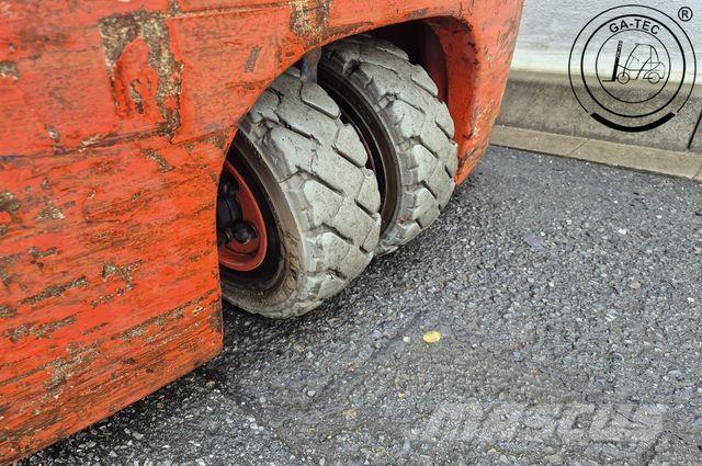 Linde E16 电动叉车