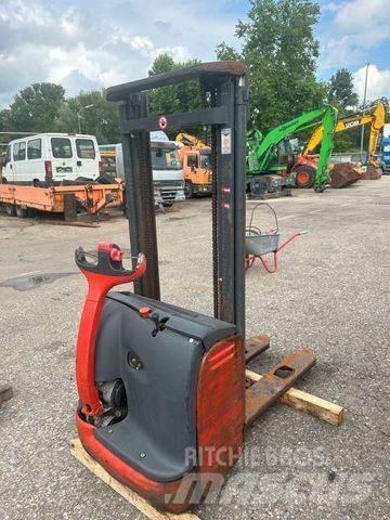 Linde L12 高举式装载机
