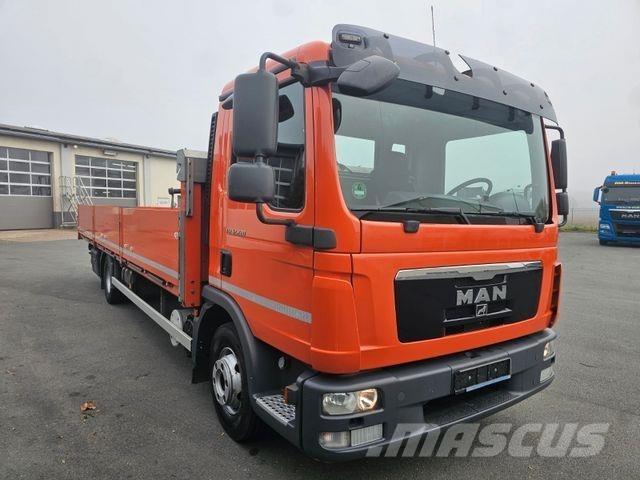 MAN 12.220 平板栏板货车