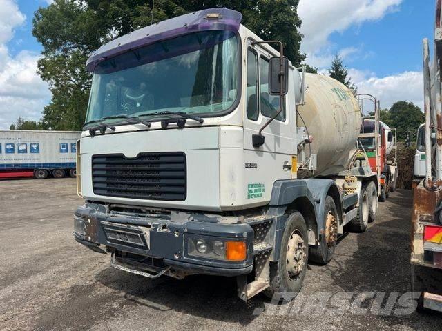 MAN 32.364 8x4 10m³ 混凝土搅拌车