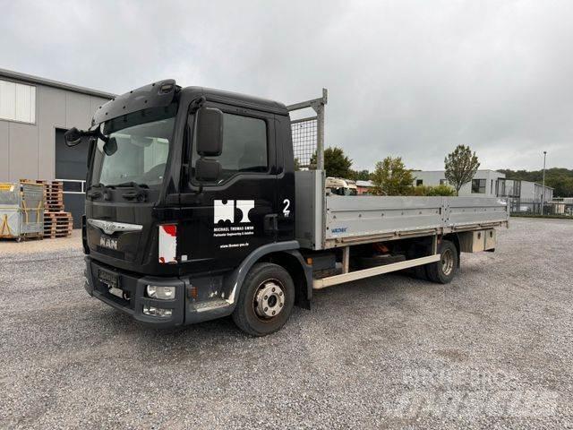 MAN 8.220 皮卡车