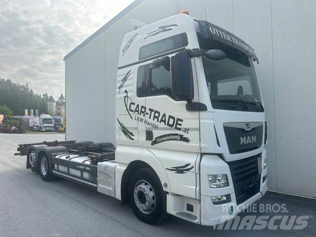 MAN TGX 26.470 平板车