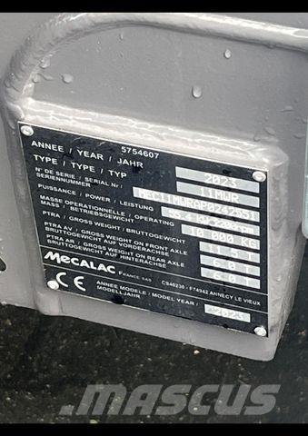 Mecalac 11 MWR 轮式挖掘机