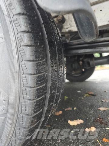 Mercedes-Benz 316 商务面包车