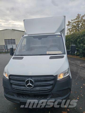 Mercedes-Benz 316 商务面包车