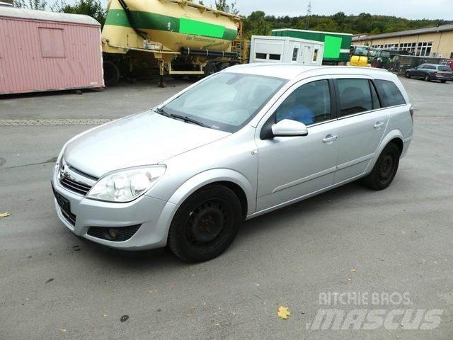 Opel Astra - 汽车