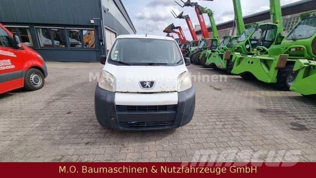 Peugeot Bipper 大型面包车